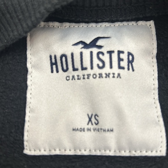 Hollister Dreamers Tour Sweatshirt - Picture 4 of 4